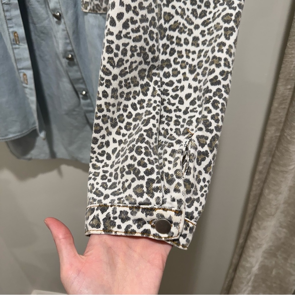 Leopard Print‎ Contrast Denim Button Down Shirt Jacket Shacket Women’s Size M - Picture 3 of 7